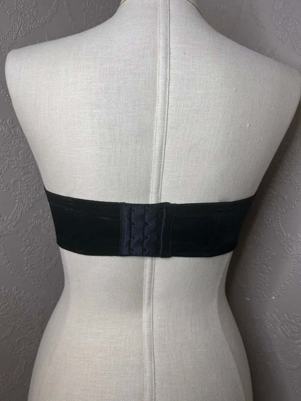 Wacoal Black Strapless Molded Underwire Bra